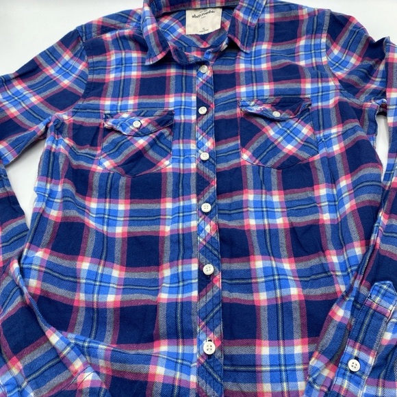 Abercrombie Kids Flannel Button Up Fall Shirt Girls XL Extra Large Pink Blue - Picture 6 of 7